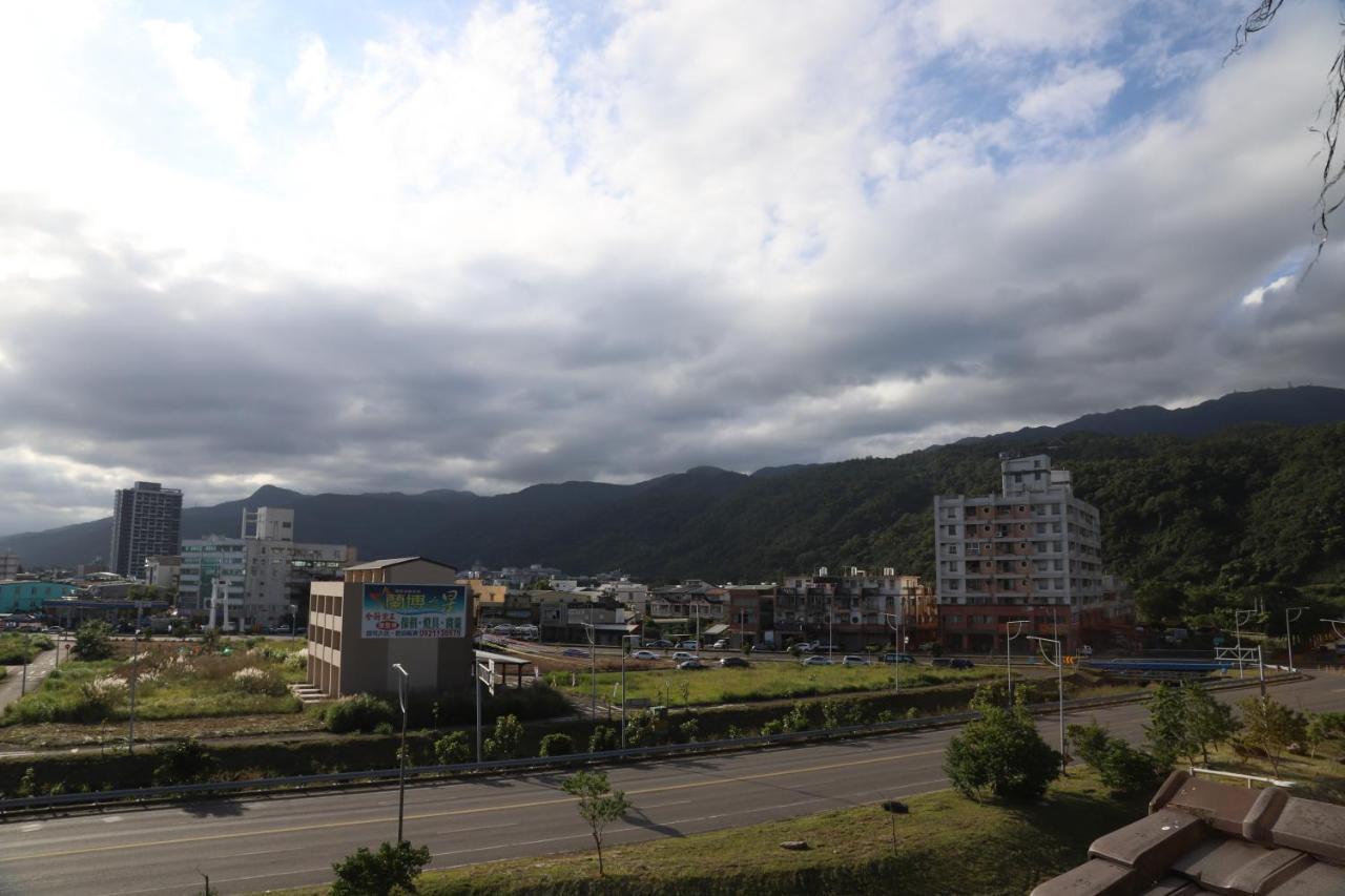 No.1 Shelter Bed & Breakfast Toucheng Exterior photo